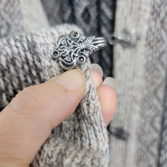 Nor' Easterly Tradition Cardigan.  (892) - Picture 4 of 7